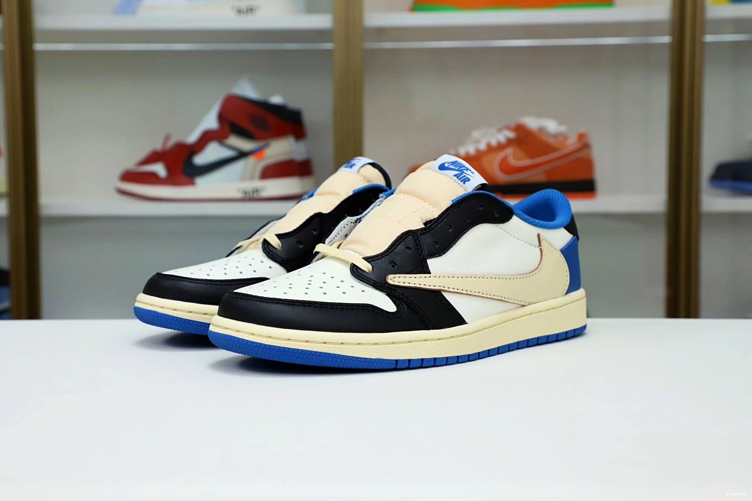 TRAVIS AIR DESIGN JORDAN FRAGMENT 1 X X LOW SCOTT 0817